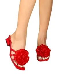 shein-czerwone-klapki-damskie-z-kwiatowa-ozdoba-405-1db