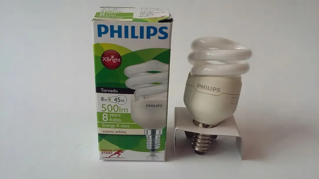 zarowka-philips-01936-biala-ciepla-e14-stan-nowy