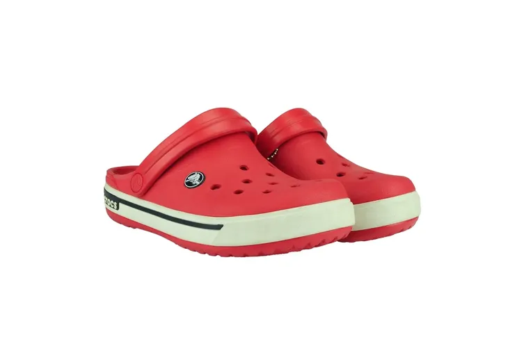 crocs-clog-red-335