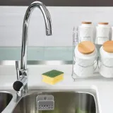 uchwyt-na-gabke-do-naczyn-material-wykonania-plastik