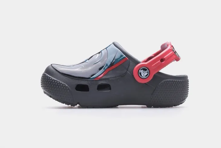 crocs-crocsfunlab-lights-darth-vader-black-275-stan-nowy-material-guma