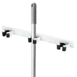 wieszak-na-mopa-miotle-i-narzedzia-potrojny