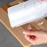 dyspenser-do-folii-material-wykonania-tworzywo-sztuczne