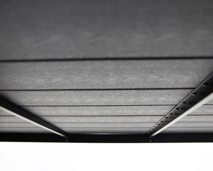 stol-ogrodowy-aluminiowy-150x90x74-blat-polywood-czarny-na-taras-do-ogrodu-stan-nowy