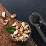 dziadek-do-orzechow-18-cm-waga-z-opakowaniem-0-15-kg