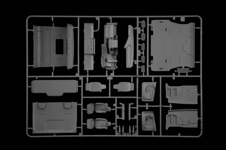 1-24-scania-s770-v8-white-cab-stan-nowy-marka-italeri