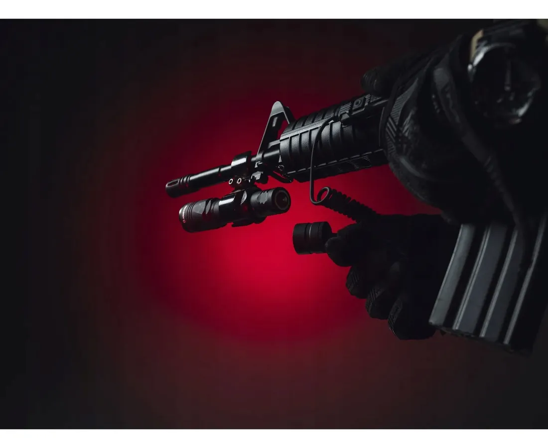 latarka-armytek-dobermann-pro-magnet-usb-warm