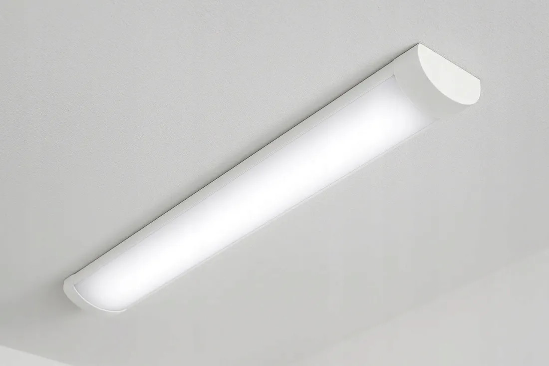 30x-lampa-oswietleniowa-led-swietlowka-120cm-oprawa-natynkowa-do-garazu