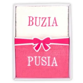 zestaw-recznikow-w-pudelku-z-haftem-buzia-pusia-zabawny-prezent-dla-kobiety