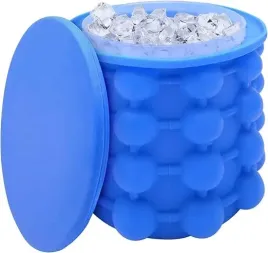 kampingowa-kostkarka-do-lodu-silikonowa-wiaderko-na-lod-2w1