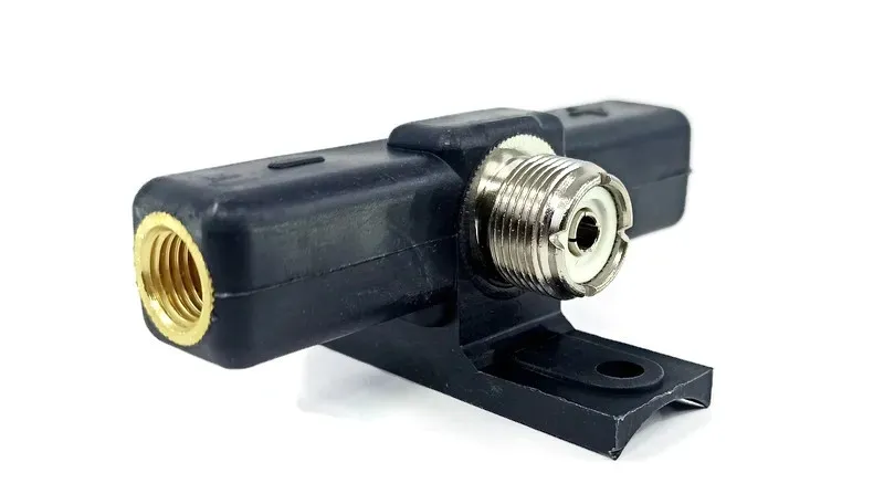 uchwyt-do-dipola-dpc-38-ampro