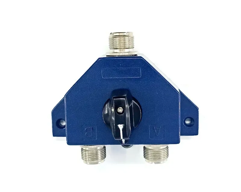 przelacznik-antenowy-cx-201