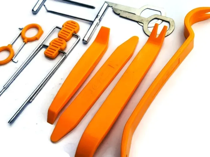 sciagacze-do-demontazu-tapicerki-12-e