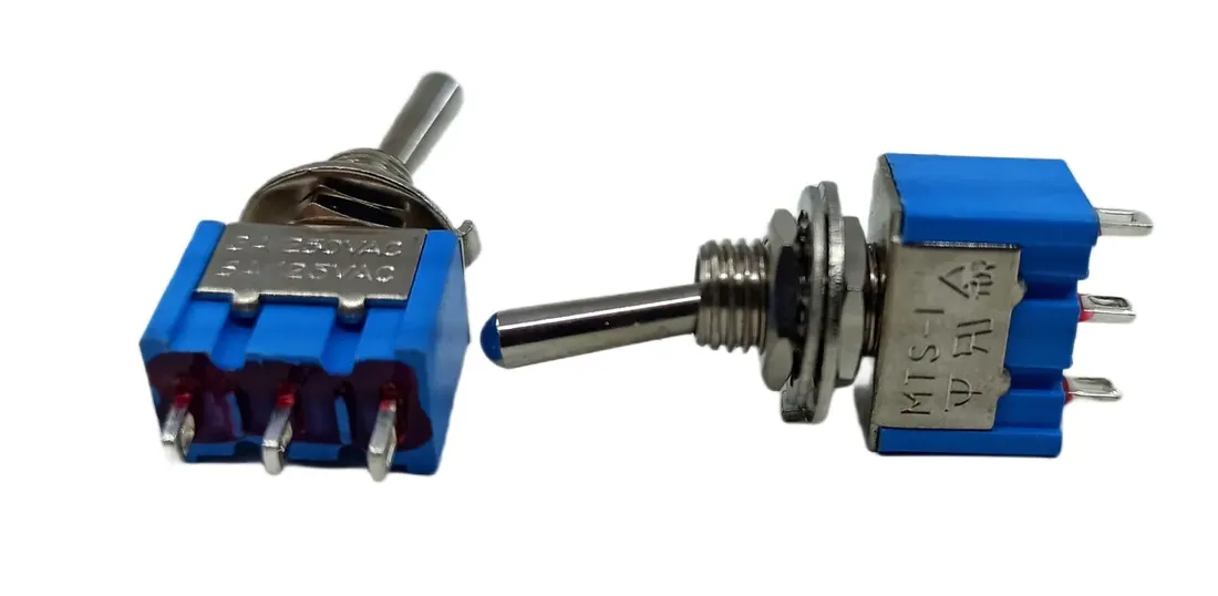 przelacznik-dzwigniowy-on-of