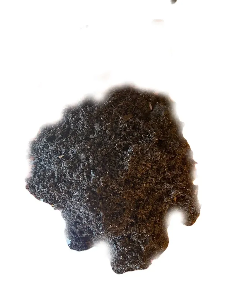 ziemia-uniwersalna-12-szt-x-65-l-do-kwiatow-warzyw-nawoz-paleta