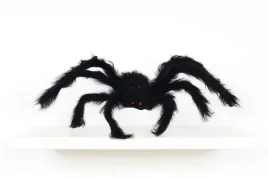 czarny-pajak-90-cm-pajaczek-z-futerkiem-futerko-halloween-czern-ozdoba