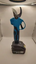 sekator-do-akumulatorow-makita-nozyce-do-przycinan