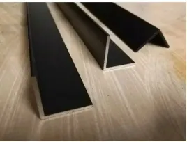 katownik-aluminiowy-czarny-15x15x15mm-x-2m