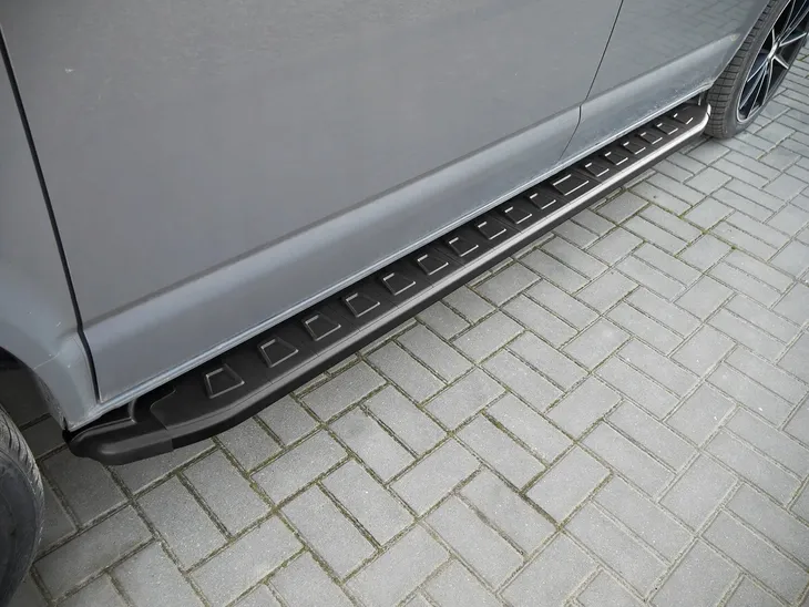 stopnie-boczne-progi-do-vw-short-t6-2015-stan-opakowania-oryginalne