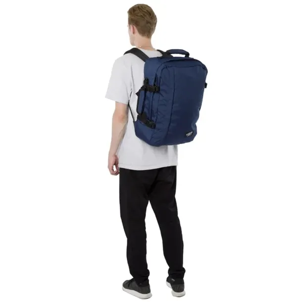 plecak-ryanair-classic-backpack-44l-navy-cabinzero-material-dominujacy-inny