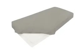 przescieradlo-satynowe-z-guma-gold-150-160x190-200x25-szare