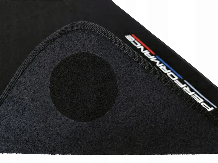 dywaniki-samochodowe-bmw-7-e65-e66-2001-2008-4x-haft-performance-producent-lasota