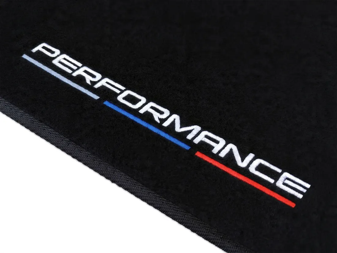 dywaniki-samochodowe-bmw-3-e30-1982-1994-4x-haft-performance