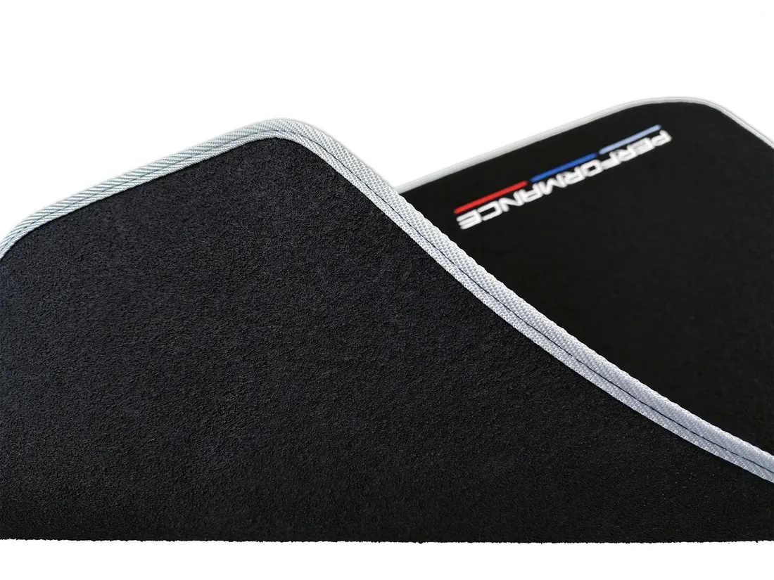 dywaniki-samochodowe-bmw-1-e82-2004-2013-performance-4x
