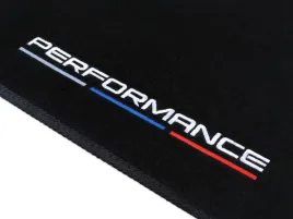 dywaniki-samochodowe-bmw-1-e82-2004-2013-4x-haft-performance