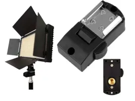 uchwyt-lampy-blysk-led-na-sanki-iso-montaz-na-statyw-gwint-1-4-z-blokada