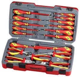 zestaw-szczypiec-i-wkretakow-1000v-teng-tools-tv18n