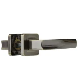 outlet-klamki-drzwiowe-metal-bud-euforia-z-zaokraglonym-szyldem-patynowy