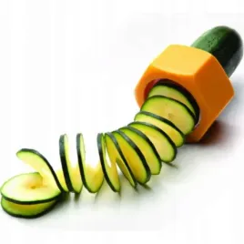 temperowka-do-ogorka-dekoracji-z-warzyw-obieraczka-spiralna-carving