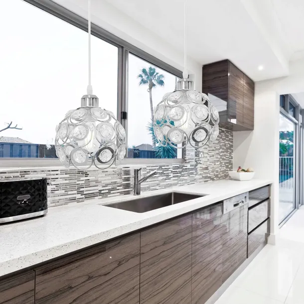 krysztalowa-lampa-wiszaca-zdobiona-e27-jednopunktowa-zlota-do-salonu-liczba-punktow-swiatla-1