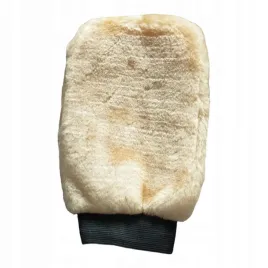 rekawica-pluszowa-do-odkurzania-roslin-z-kurzu