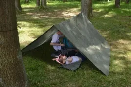 tarp-podloga-odporna-mocna-plachta-namiot-3-x-3-wzmocnione-rogi-90-g-4