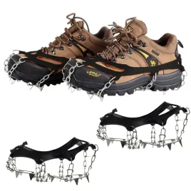 raczki-na-buty-nakladki-turystyczne-do-chodzenia-po-sniegu-lodzie-zima