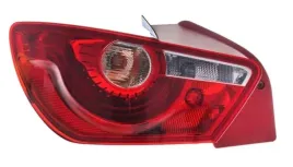 lampa-zespolonych-swiatel-tylnych-043832