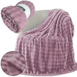 miekki-koc-130x170-tloczony-pled-soft-narzuta-na-lozko-fotel-kanape-prezent