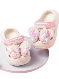 shein-klapki-dziewczece-biale-z-rozowym-wsuwane-265-1db