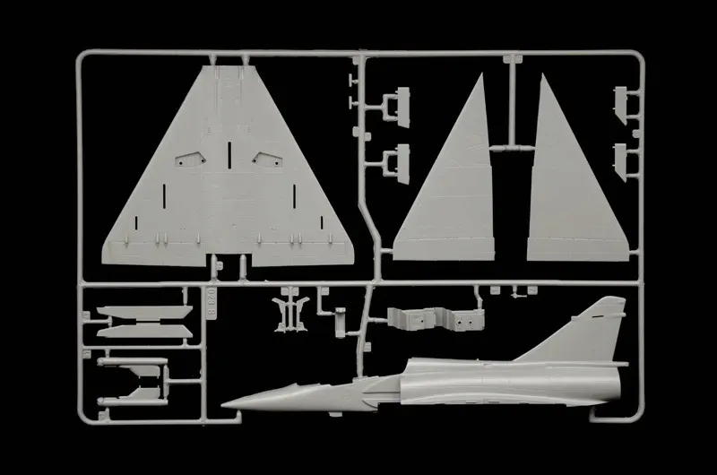 1-72-model-samolotu-mirage-2000-b-d