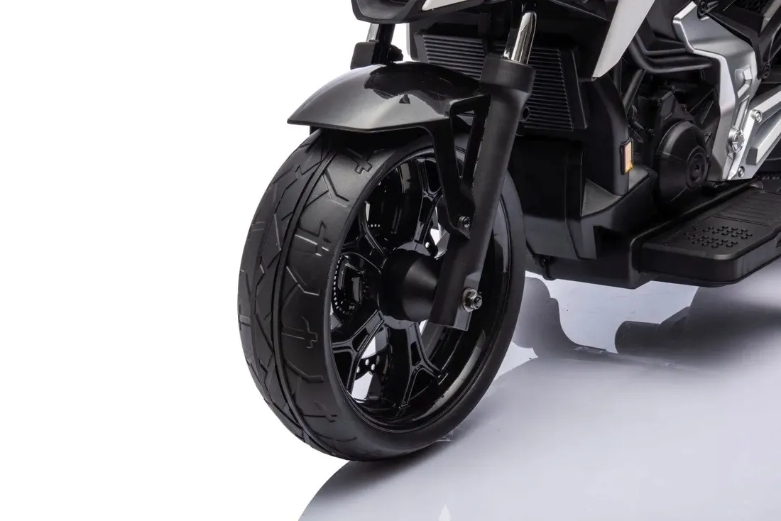 motor-honda-nc750x-bialy