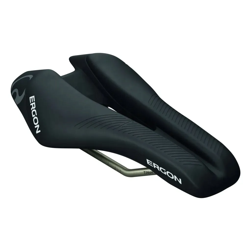 siodlo-rowerowe-ergon-sr-tri-man-front