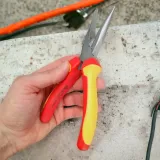 awtools-szczypce-wydluzone-proste-vde-160mm-waga-z-opakowaniem-0-15-kg