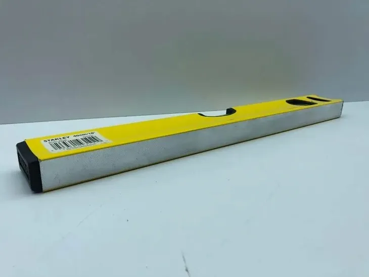 stanley-poziomnica-classic-400mm-waga-z-opakowaniem-0-23-kg