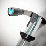 wolfcraft-gilotyna-do-paneli-vlc800-maksymalna-grubosc-paneli-6-mm-waga-z-opakowaniem-3-5-kg