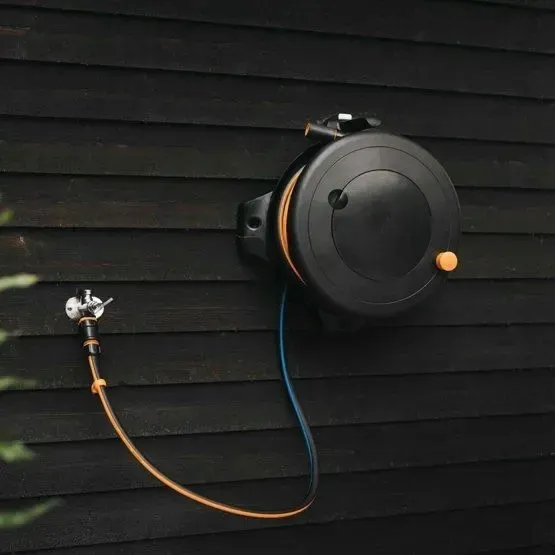 fiskars-beben-z-wezem-solid-l-1-2-30m-waterw-typ-ze-zwijaczem