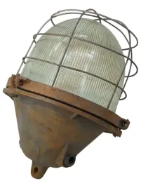 ikona-polskiego-przemyslu-zeliwna-lampa-zaos-oks-2-loft-and-vintage