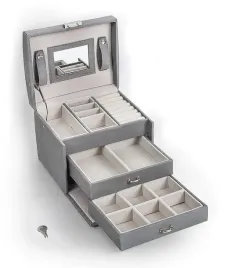 szkatulka-kuferek-do-bizuterii-szary-na-bizuterie-kosmetyki-na-prezent