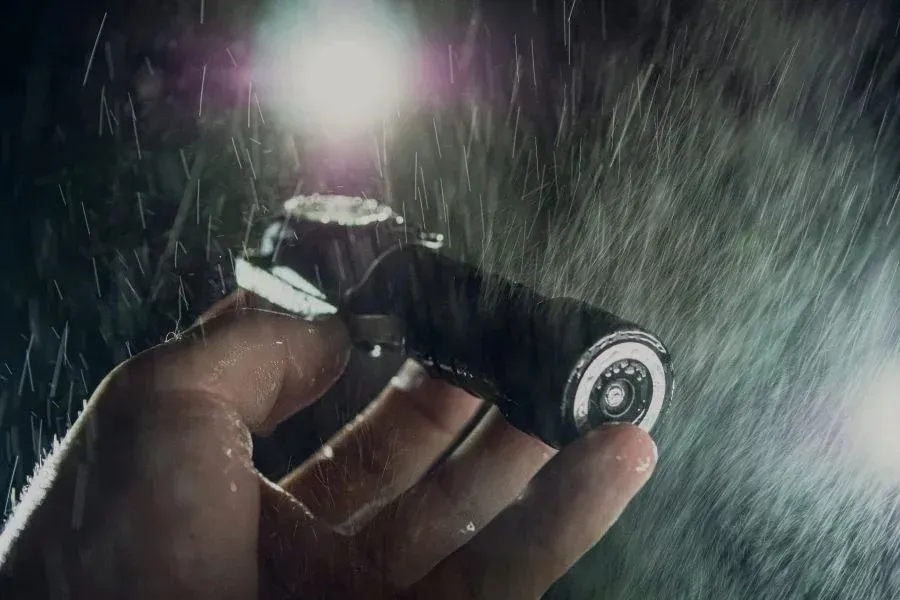 latarka-armytek-wizard-c2-pro-max-magnet-usb-white